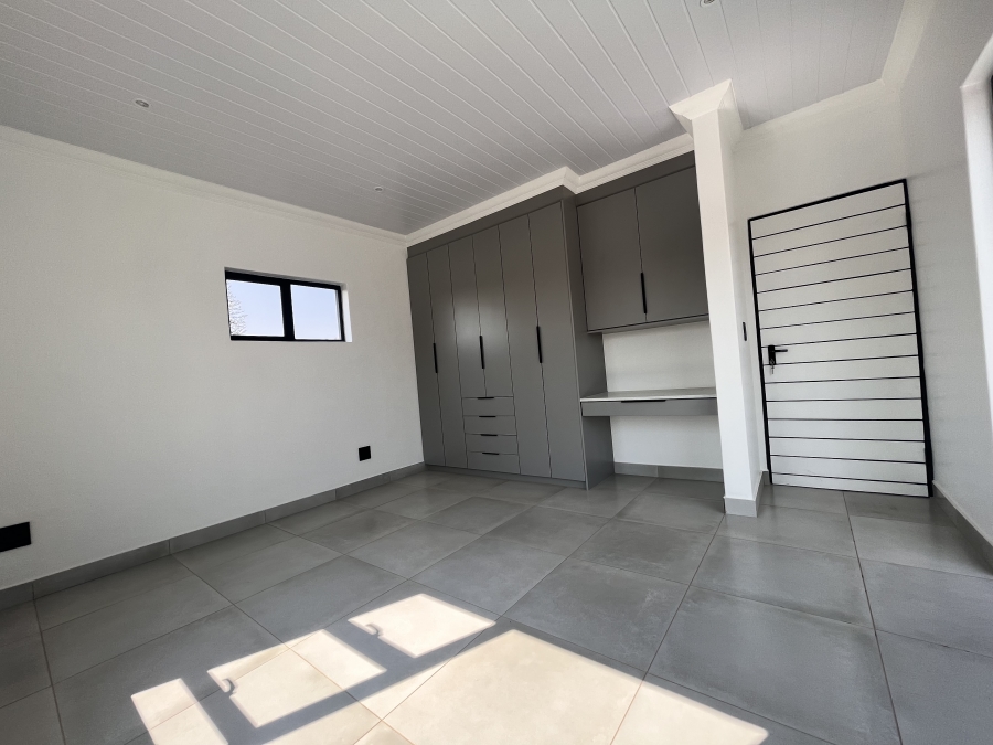3 Bedroom Property for Sale in Wilkoppies North West